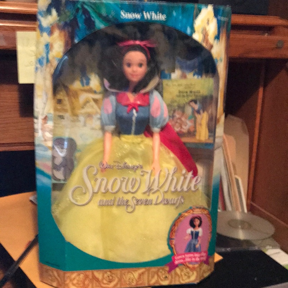 Snow White Barbie